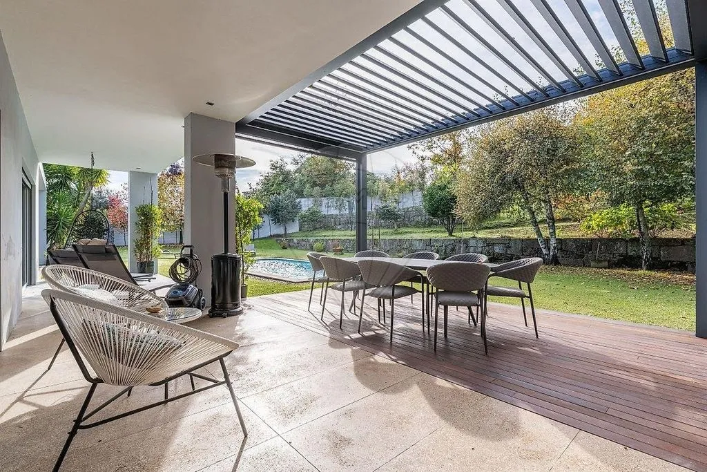 Terrass - Luxury Detached House with Pool in Vizela