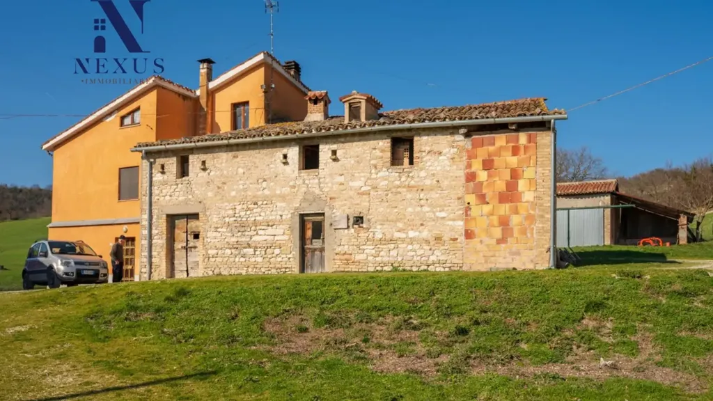 Välivaade - Rustic Farmhouse with River View in Sassoferrato
