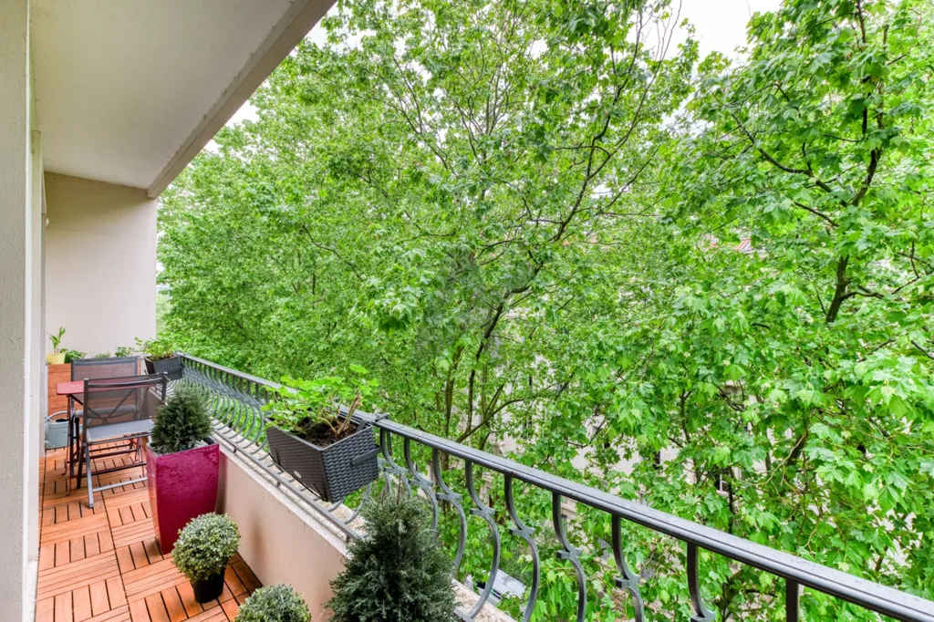 Balcon - Appartement Luxueux avec Balcon à Lyon 6ème