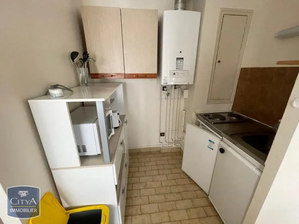 Köök - One-Bedroom Flat with Parking in Blois