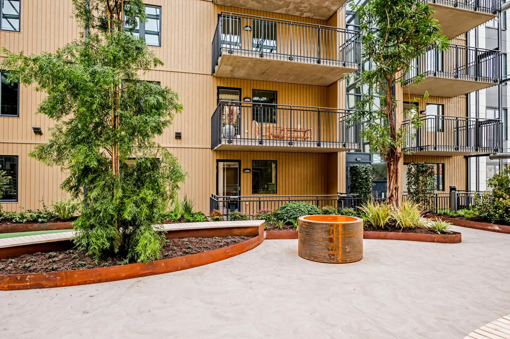 Aed - Modern Flat with Balconies in Innovatum
