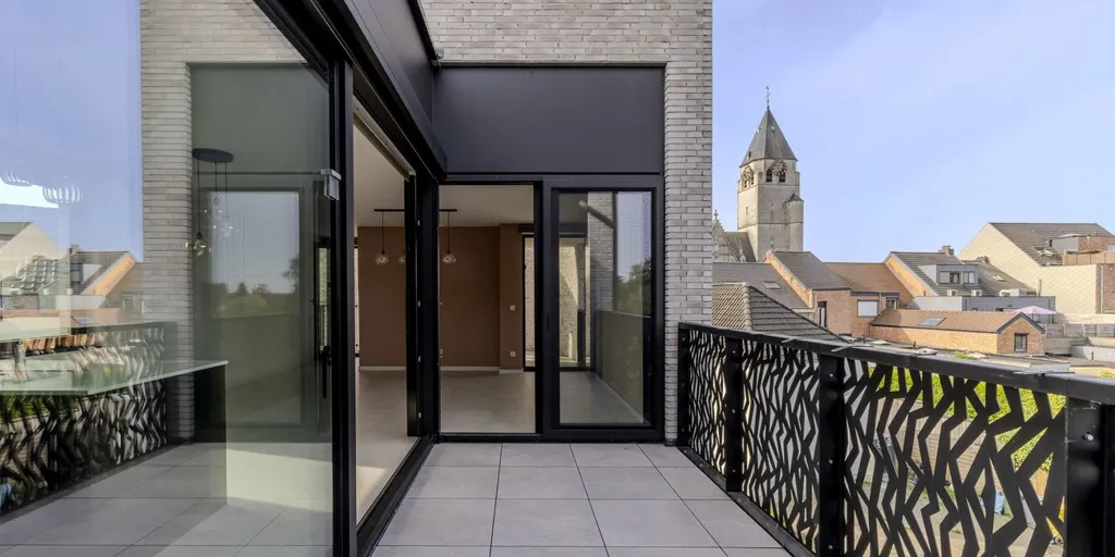 Rõdu - Energy-Efficient Apartment with Terraces in Kessel