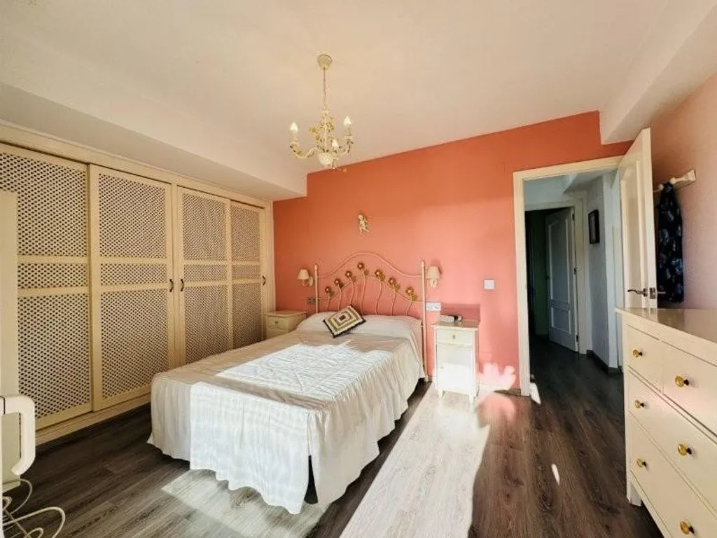 Magamistoad - Penthouse with Pool in Torrevieja