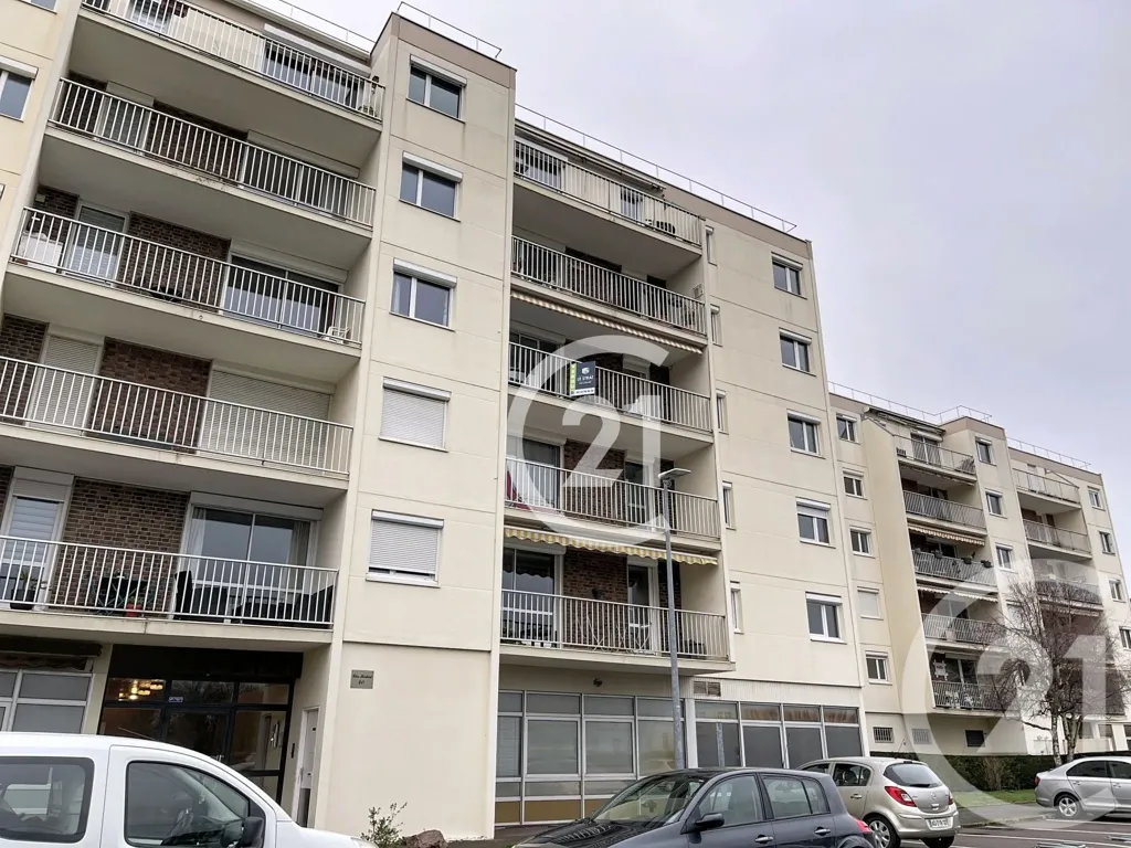 Extérieur - Appartement T5 avec Balcon à CAEN
