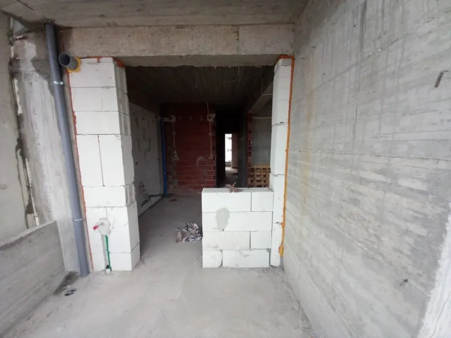 Entrée - Apartment with City View in Serres Centre