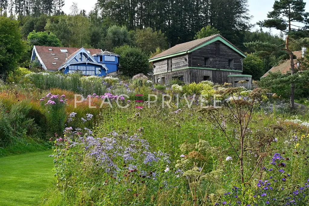Aed - Luxury Cottage with Sculpted Garden in Berchigranges