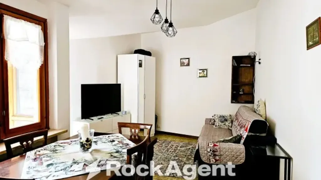 Elutuba - Spacious Apartment with Balcony in Bardonecchia