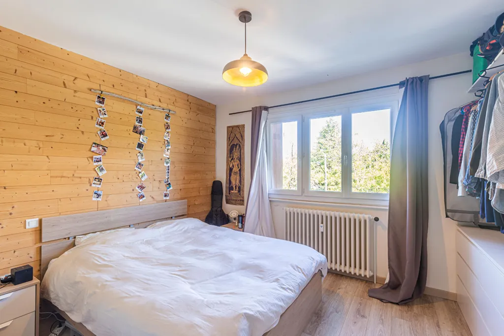 Bedrooms - T2 Apartment with Balcony in Annecy