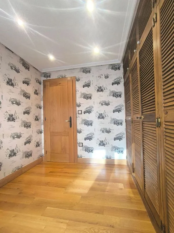 Bedrooms - Apartment with Ascender in Repeléga Centre