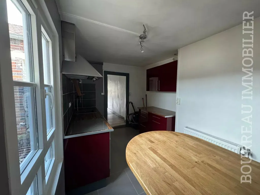 Cuisine - Appartement de rez-de-chaussée avec balcon à Joigny