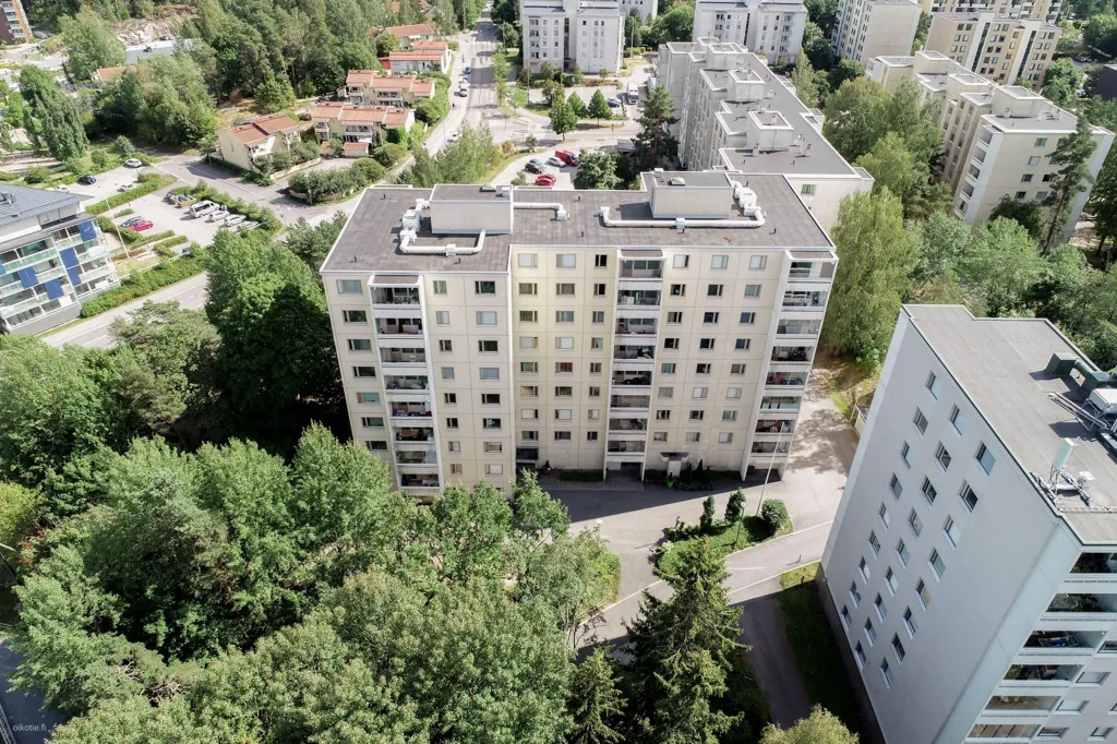 Vue aérienne - Spacious 4-Bedroom Flat with Balcony in Suvela, Espoo