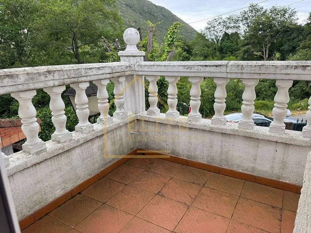 Balcone - Chalet with Terrace in Baltezana, Castro Urdiales