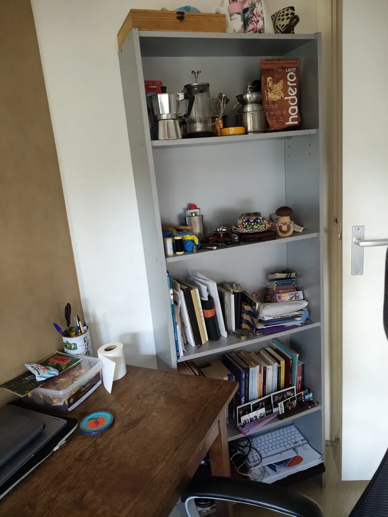 Kabinet - Shared Room for Men in Cosy Setting