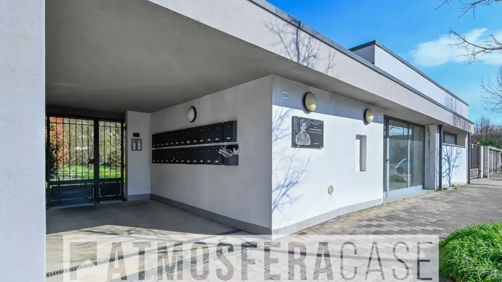 Exterior - Trilocale with Terrace in Treviglio
