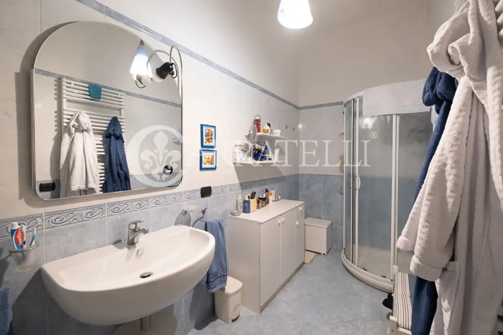 Bagni - Panoramic Villa with Private Garden in Impruneta