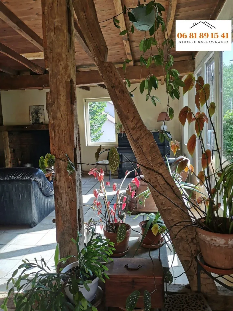 Séjour - Maison au calme avec jardin à Demu