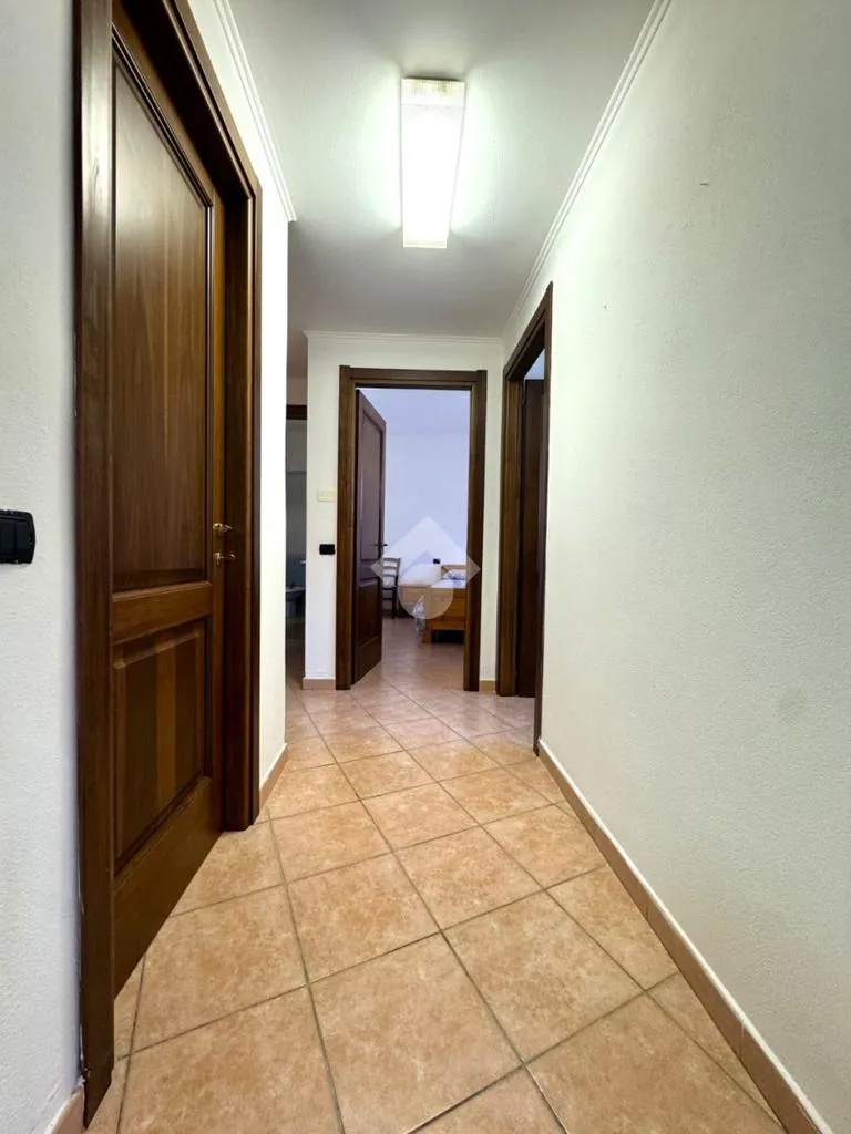 Esik - Ground Floor Trilocale with Parking in Tortolì