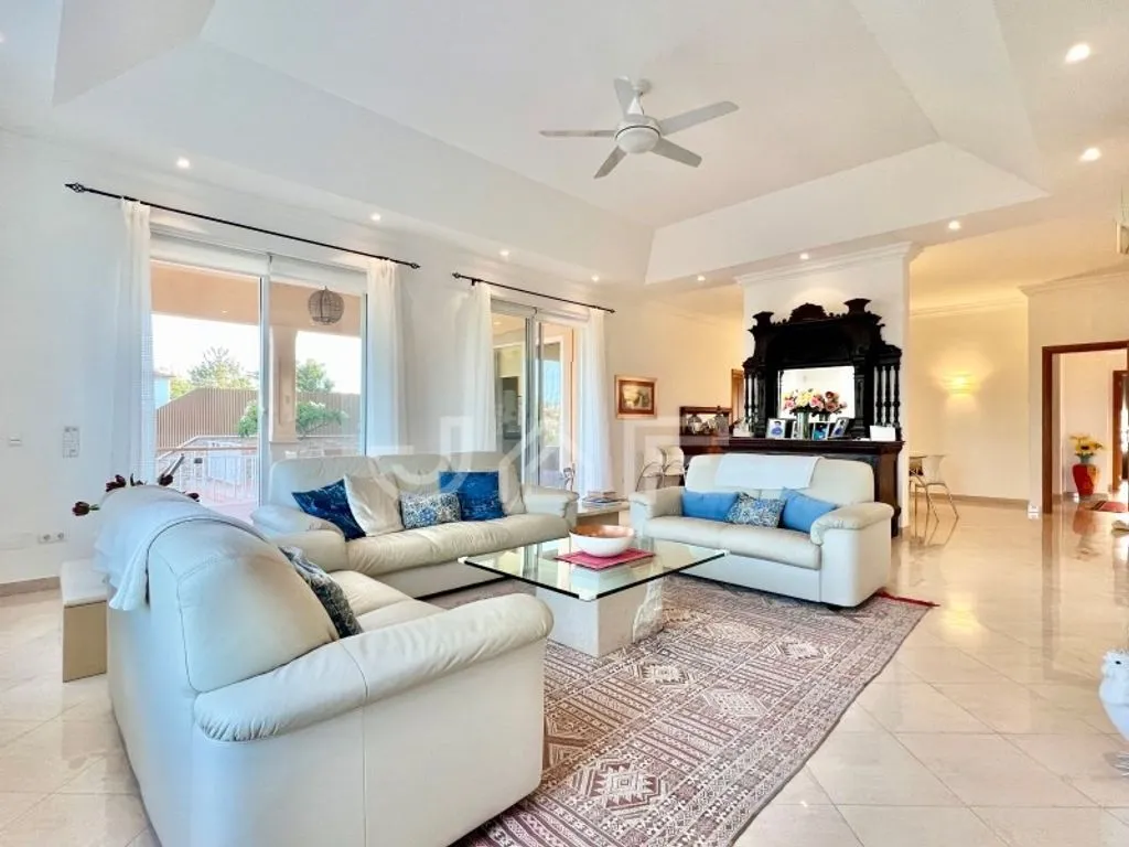 Elutuba - Algarvian Style Villa with Pool in Albufeira