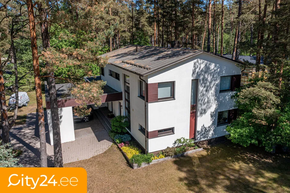 Vista aerea - Two-Storey House with Balcony in Pärnu