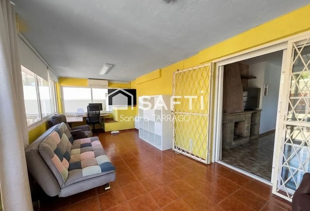 Elutuba - Family House with Pool in Cunit