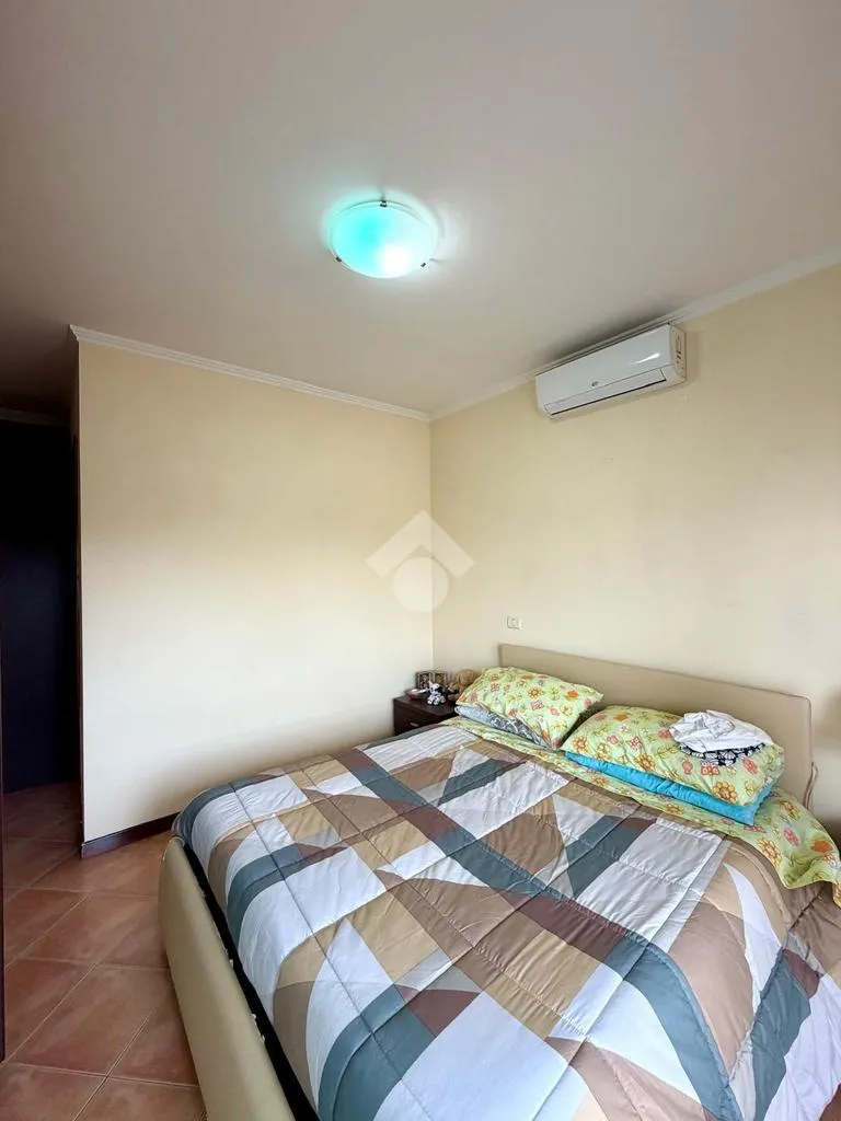 Chambres - Bright 2-Bedroom Apartment with Terrace in Rome