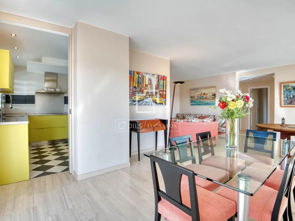 Söögituba - Luxury Corner Apartment with Terrace in Port d'Aro