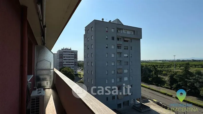 Rõdu - Spacious Student Flat near University in Piacenza
