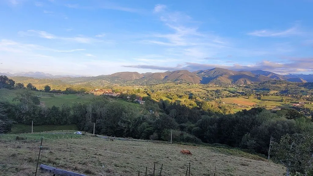 Asturian-Style House with Pool in Infiesto
