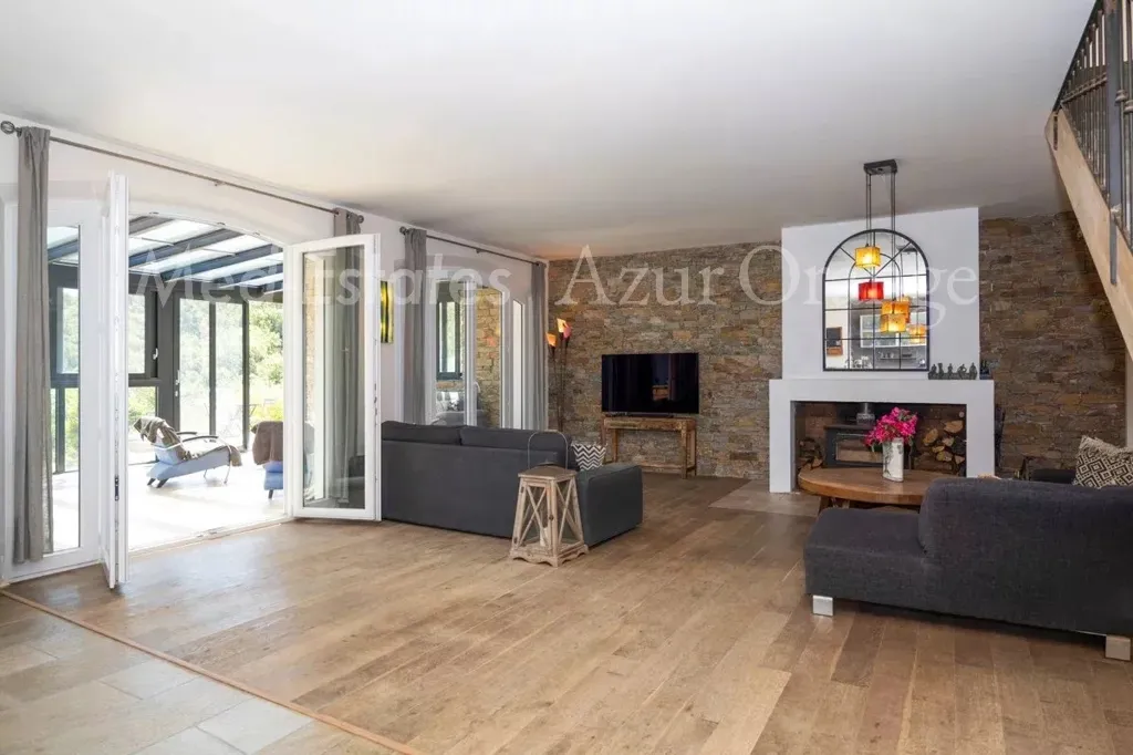 Elutuba - Villa with Panoramic Views in Cogolin