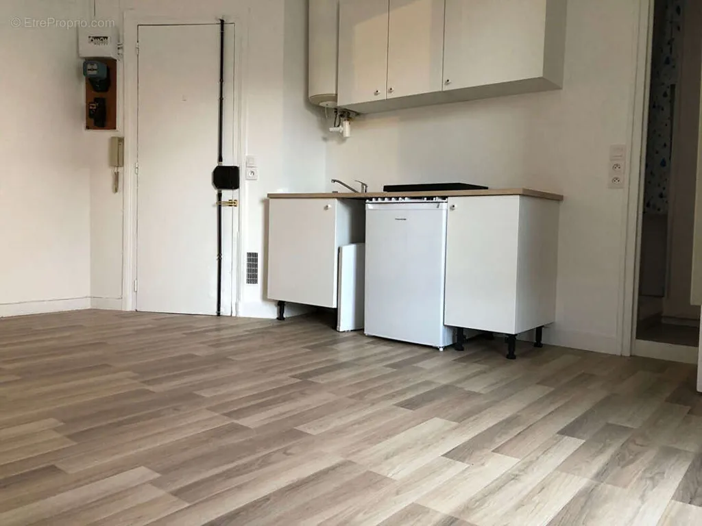 Cuisine - Studio Lumineux au 6e Étage à Pantin