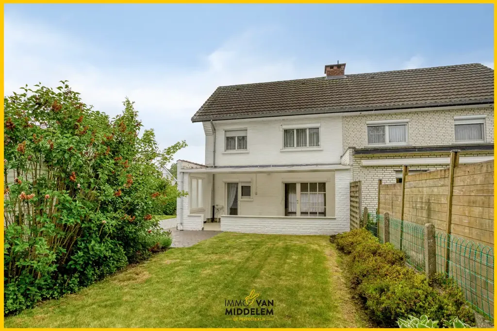 Exterior - Renovatable House with Garden in Ternat
