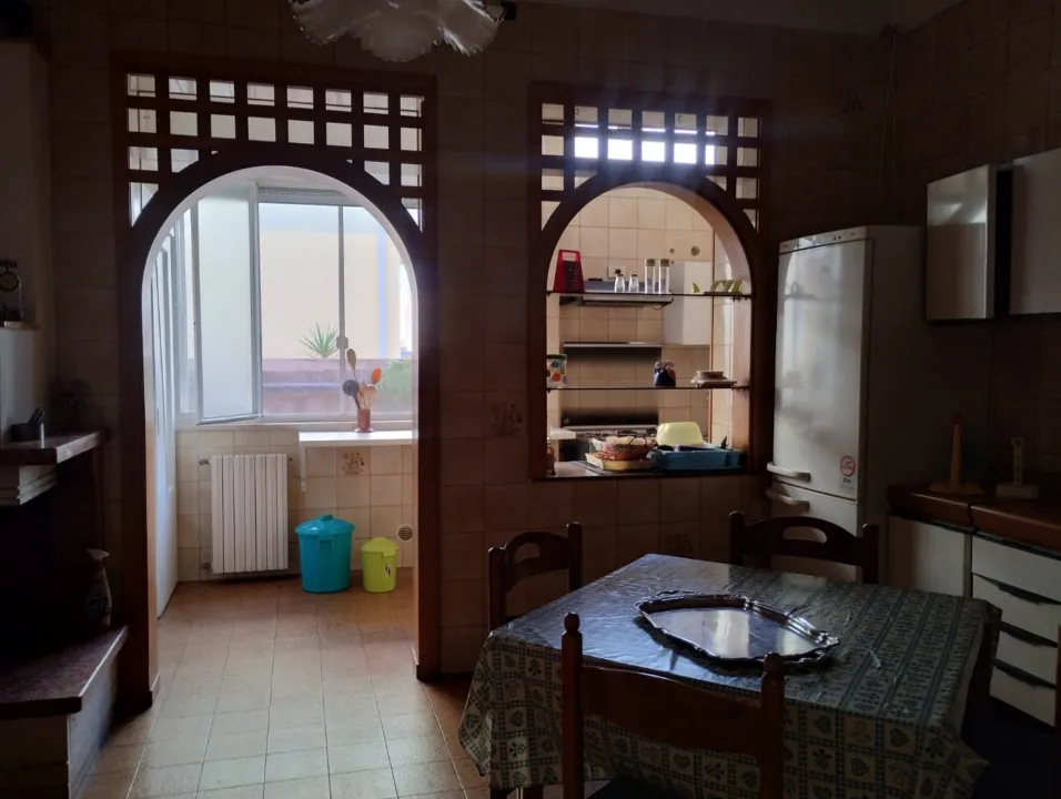 Köök - Spacious Rental Flat with Veranda in Brindisi