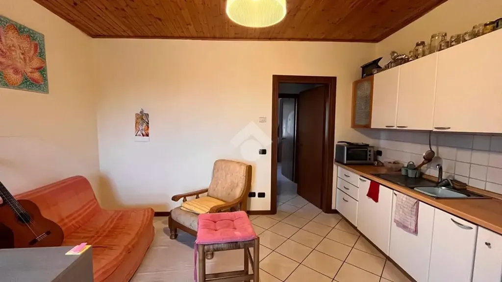 Köök - Panoramic Apartment in Capriolo's Historic Centre