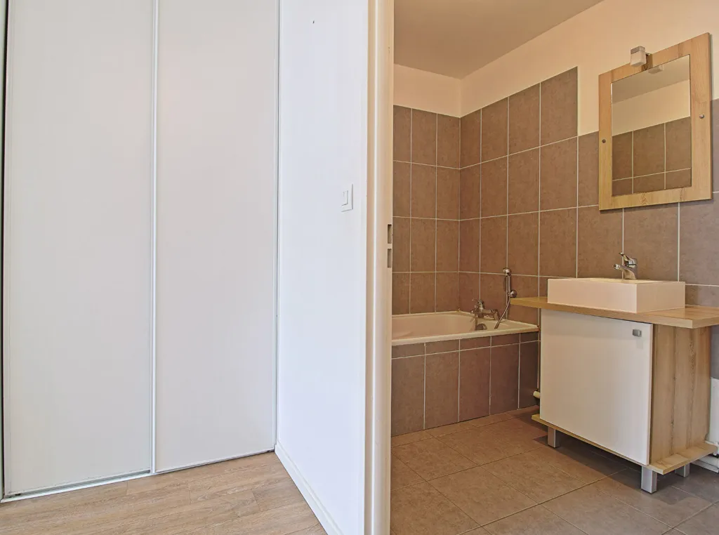 Bagni - City Centre Flat with Parking in Dax