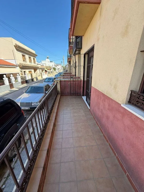 Balcony - 2-Bed Apartment with Terrace in Chipiona