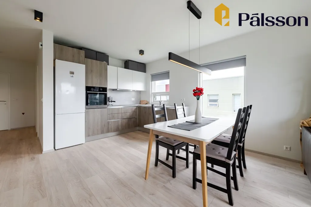 Sala da pranzo - 4-Bed Apartment with Balcony in Vogar