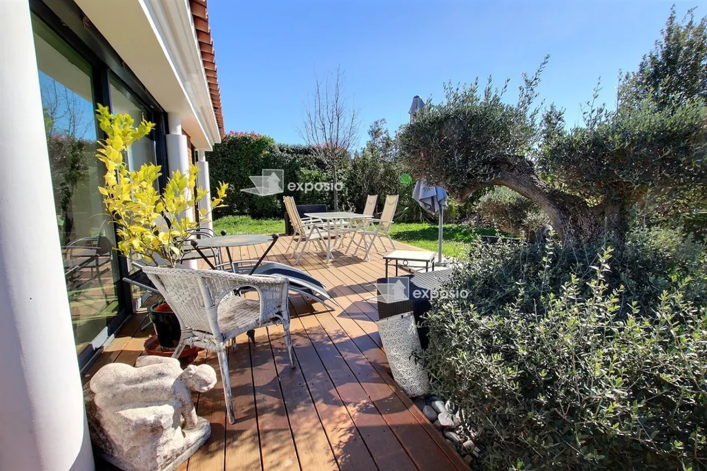 Terrasse - Villa avec vue sur le golf à Aix-en-Provence