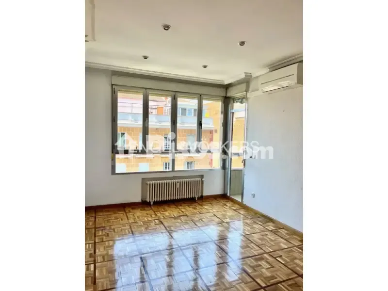 Pièces - Bright Apartment with Terrace in Chamberí