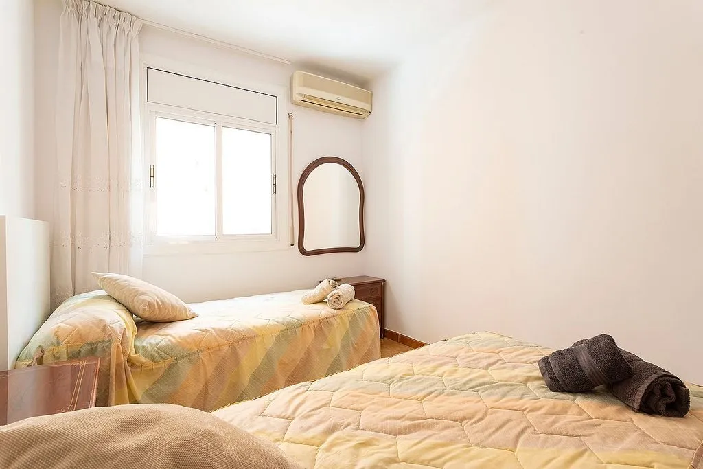 Chambres - 3-Bedroom Apartment with Views in Barcelona
