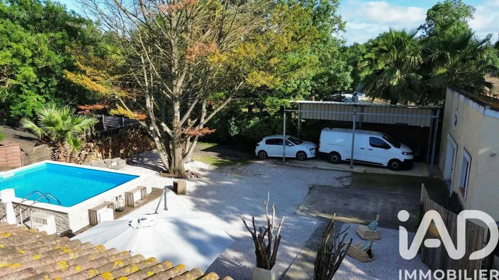 Õhuvaade - Villa with Pool in Agde