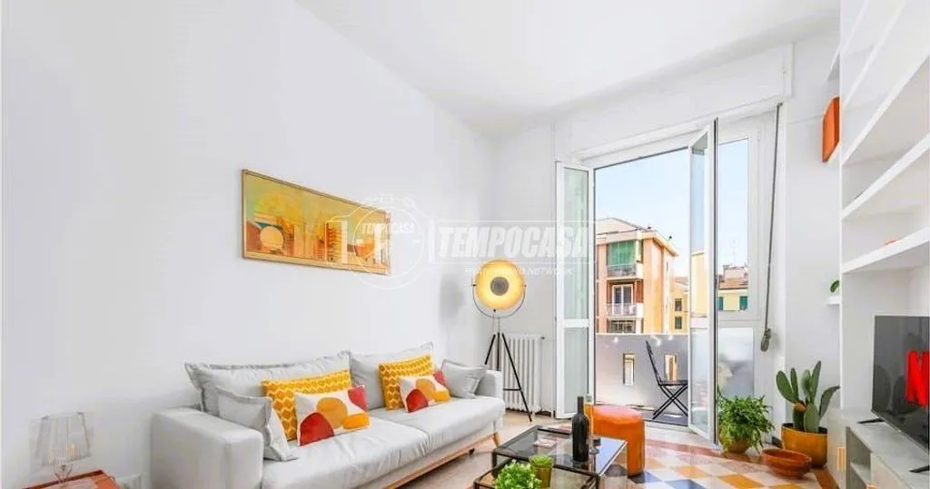 Elutuba - Luxury Flat with Naviglio Pavese View in Milan