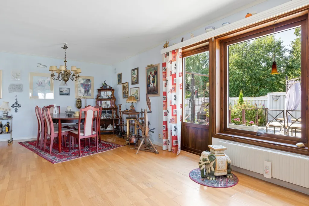Salle à manger - Spacious Bungalow with Sea View in Alnö
