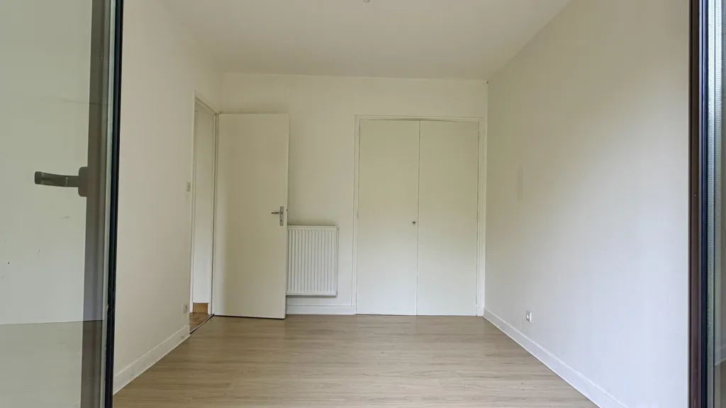 Pièces - Maison avec jardin et garage à Savonnières