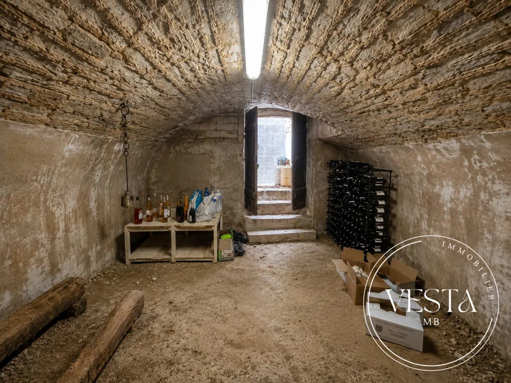 Pièces - Maison de charme avec jardin à Fleurey-sur-Ouche