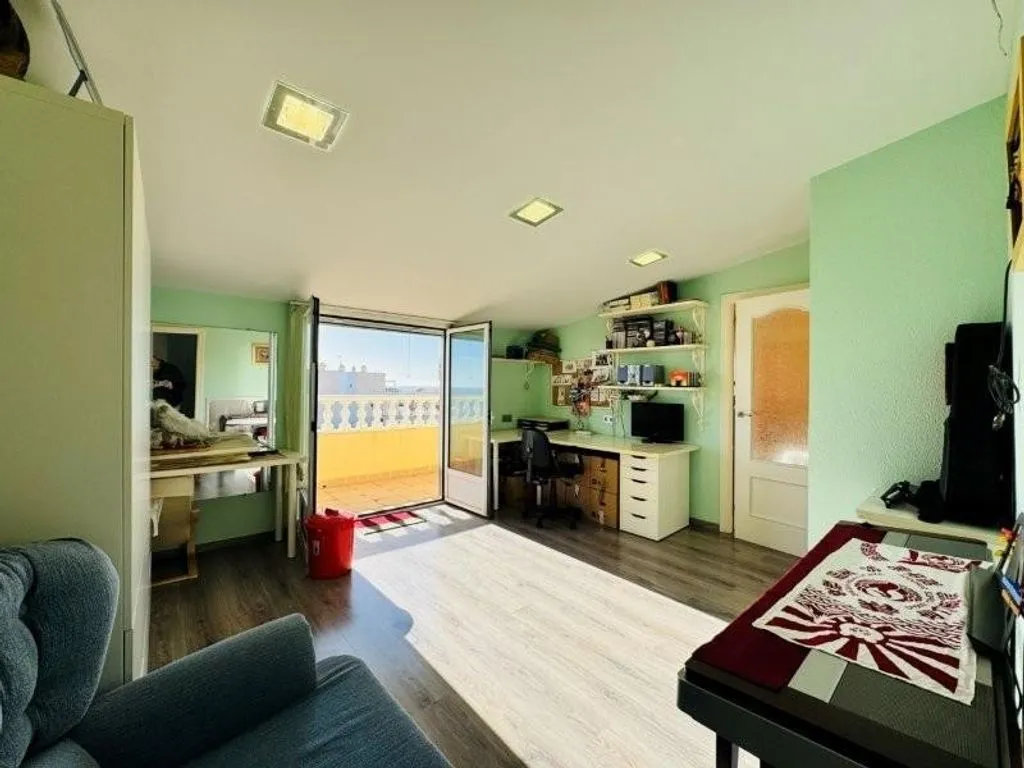 Magamistoad - Penthouse with Pool in Torrevieja