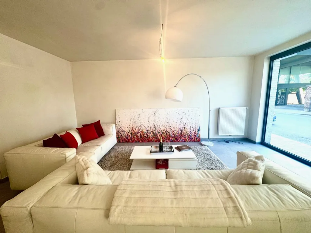Elutuba - Luxury Apartment with Park View in Waregem