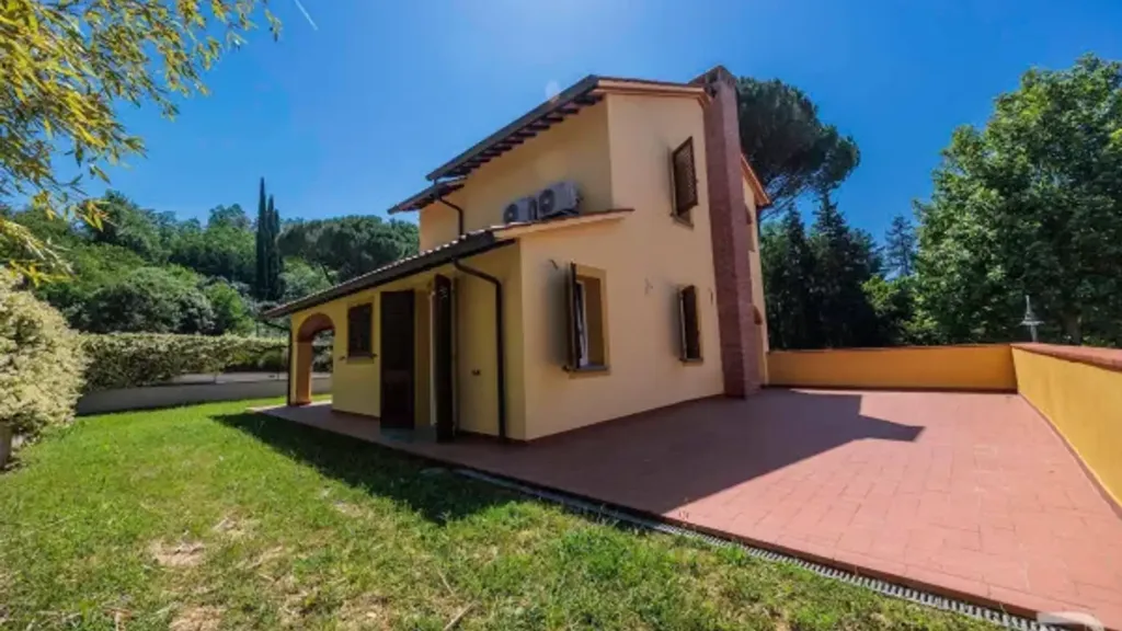 Esterno - Modern Villa with Solar Panels in Reggello
