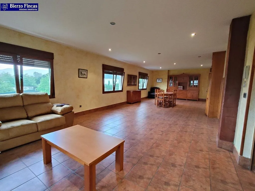 Séjour - Spacious Chalet with Garden in Fabero