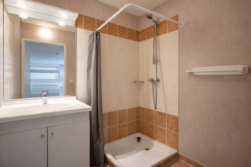 Salles de bain - Appartement Duplex avec Vue Panoramique à Thonon-Les-Bains