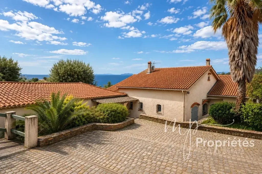 Extérieur - Villa Vue Mer Panoramique à Rayol-Canadel